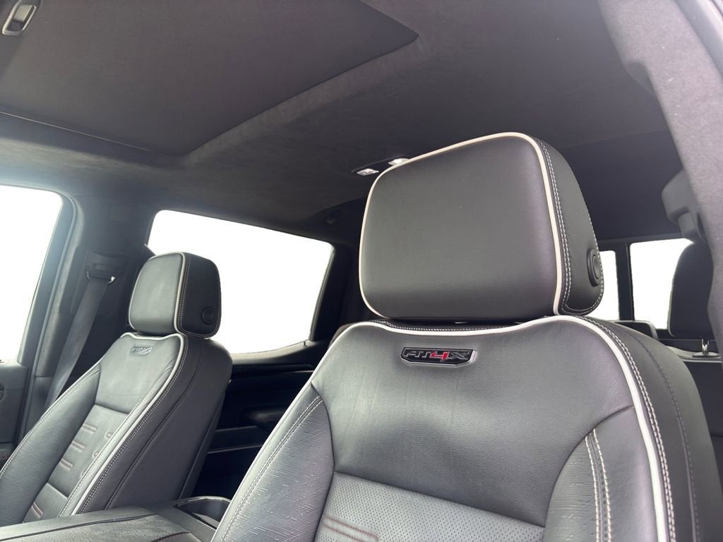 2025 GMC Sierra 1500 AT4X