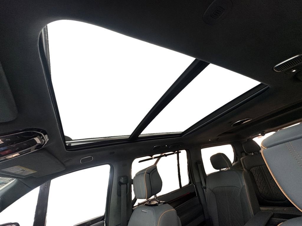 2024 Jeep Grand Wagoneer Series III Obsidian 4x4