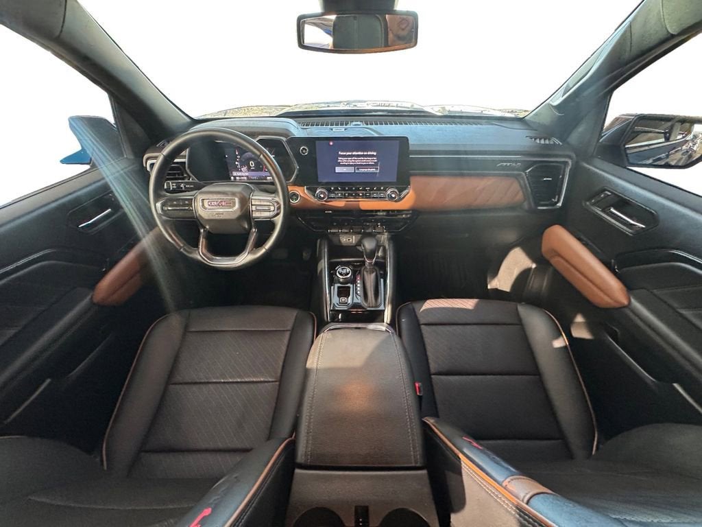 2023 GMC Canyon AT4