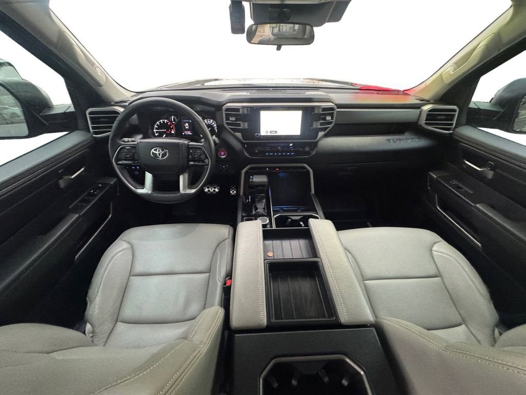 2023 Toyota Tundra 4WD SR5