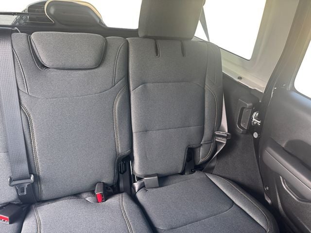 2026 Jeep Wrangler 4-Door Sport RHD 4x4