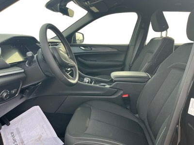 2025 Jeep Grand Cherokee GRAND CHEROKEE L LAREDO 4X2