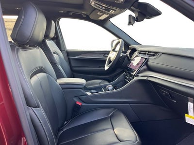 2025 Jeep Grand Cherokee GRAND CHEROKEE L LIMITED 4X2