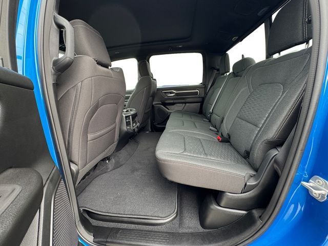 2025 RAM Ram 1500 RAM 1500 LONE STAR CREW CAB 4X4 5'7' BOX