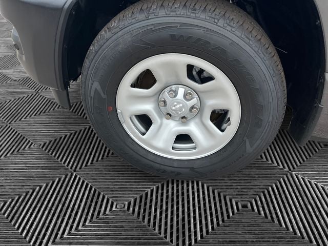 2026 RAM Ram 1500 RAM 1500 TRADESMAN CREW CAB 4X4 5'7' BOX