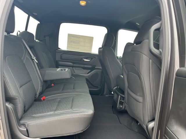 2026 RAM Ram 1500 RAM 1500 TRADESMAN CREW CAB 4X4 5'7' BOX