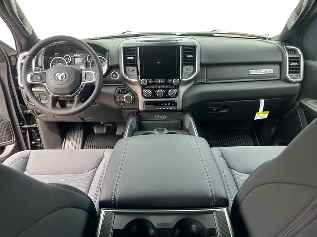 2026 RAM Ram 1500 RAM 1500 LONE STAR CREW CAB 4X4 6'4' BOX