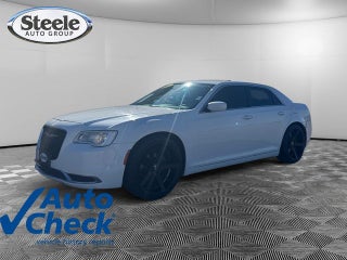 2016 Chrysler 300 Limited
