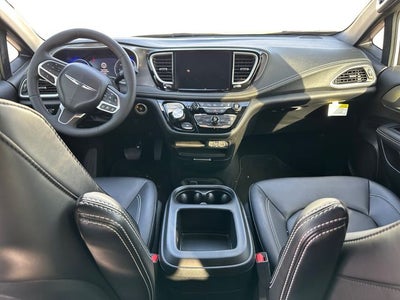 2025 Chrysler Pacifica PACIFICA SELECT