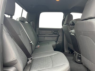 2026 RAM Ram 2500 RAM 2500 BLACK EXPRESS CREW CAB 4X4 6'4' BOX