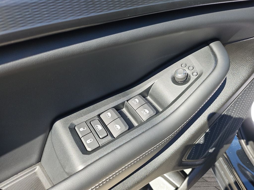 2025 Jeep Grand Cherokee GRAND CHEROKEE LAREDO X 4X2