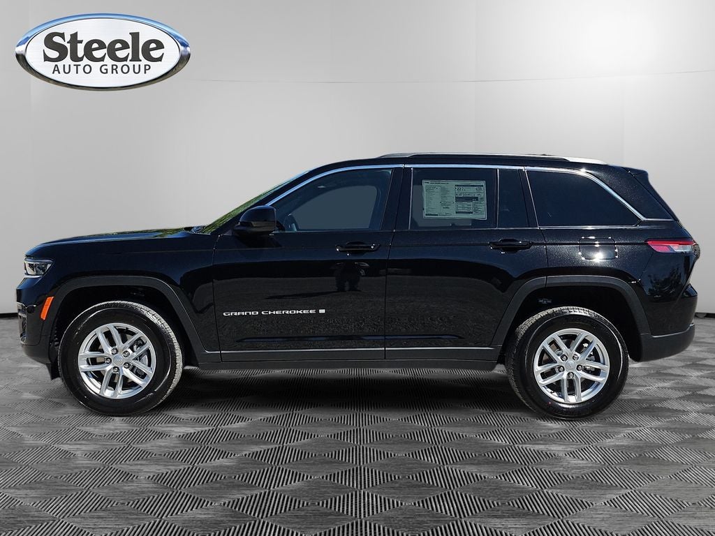 2025 Jeep Grand Cherokee GRAND CHEROKEE LAREDO X 4X2