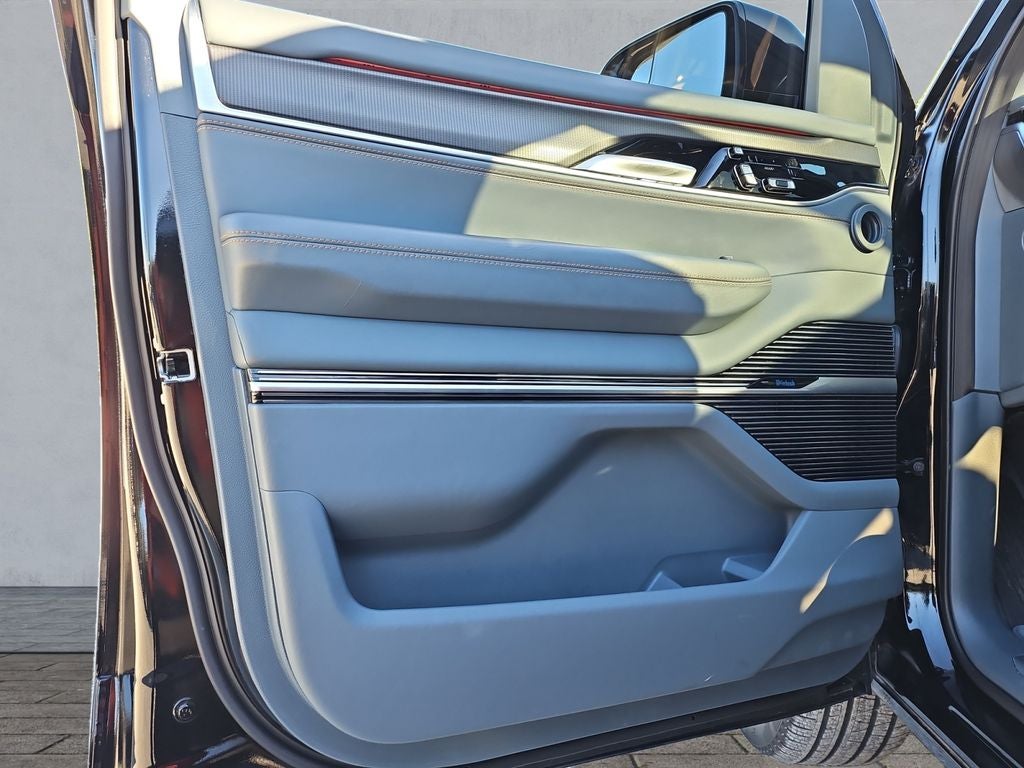 2024 Jeep Grand Wagoneer Series III