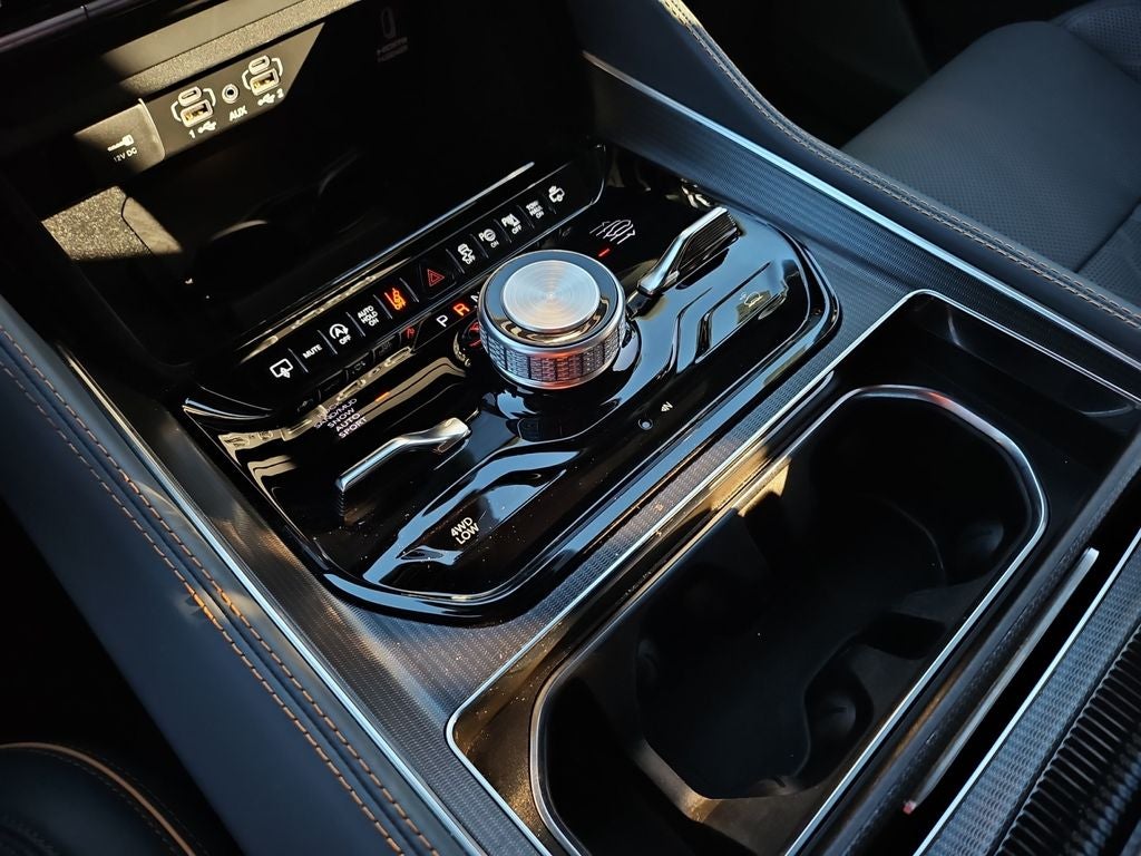 2024 Jeep Grand Wagoneer Series III