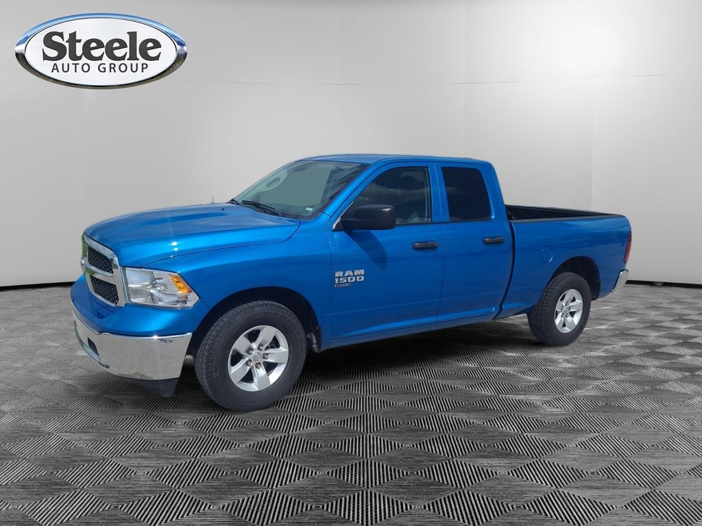 2024 RAM 1500 Classic SLT Quad Cab 4x2 6'4' Box