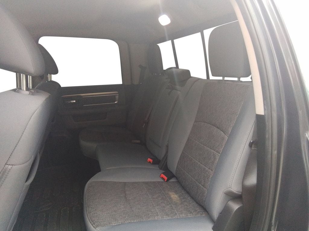 2018 RAM 1500 Big Horn Crew Cab 4x4 5'7' Box