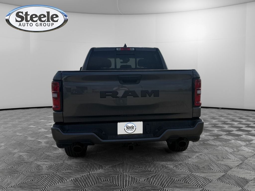 2026 RAM Ram 1500 RAM 1500 EXPRESS CREW CAB 4X2 5'7' BOX