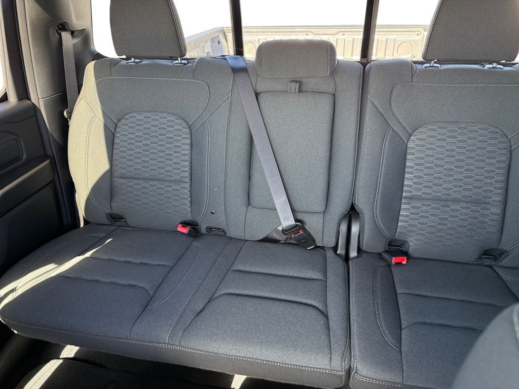 2026 RAM Ram 1500 RAM 1500 TRADESMAN CREW CAB 4X4 5'7' BOX