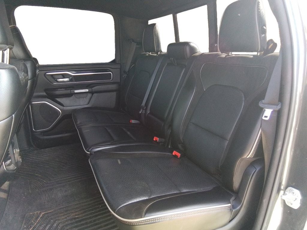 2022 RAM 1500 Laramie Crew Cab 4x4 5'7' Box