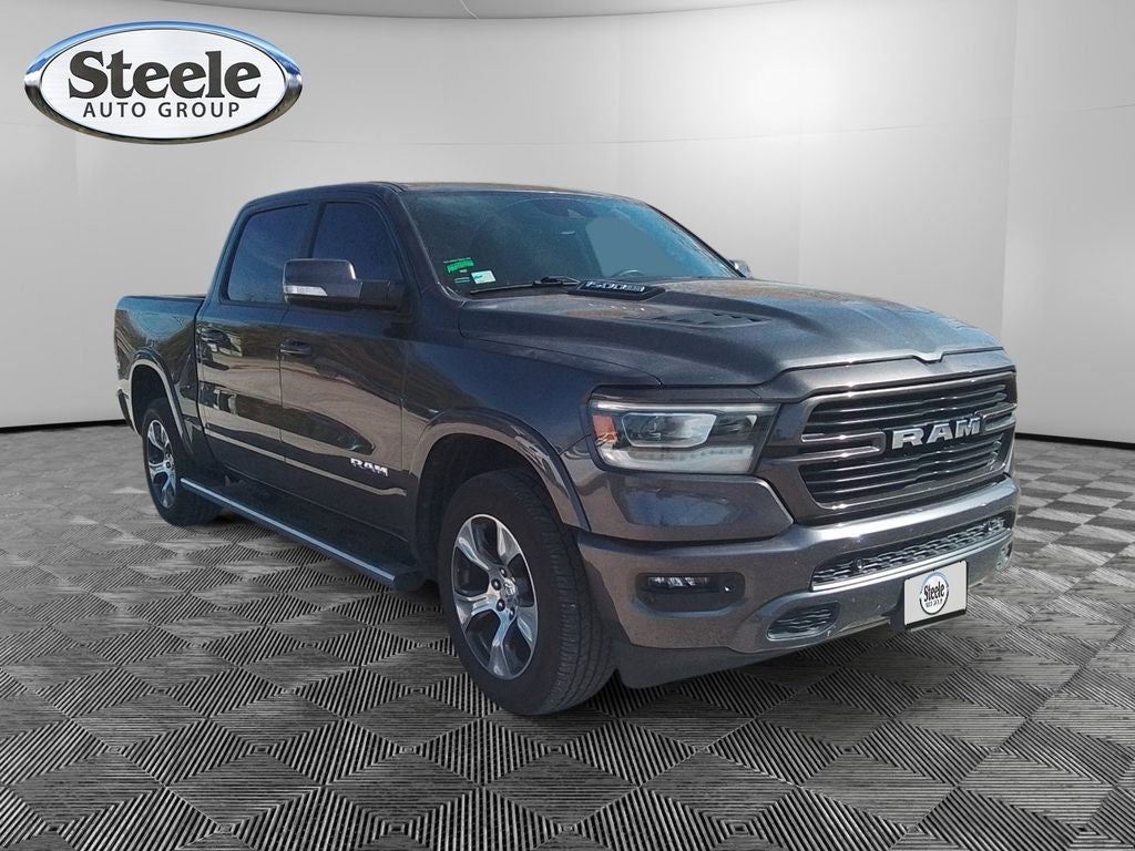 2022 RAM 1500 Laramie Crew Cab 4x4 5'7' Box