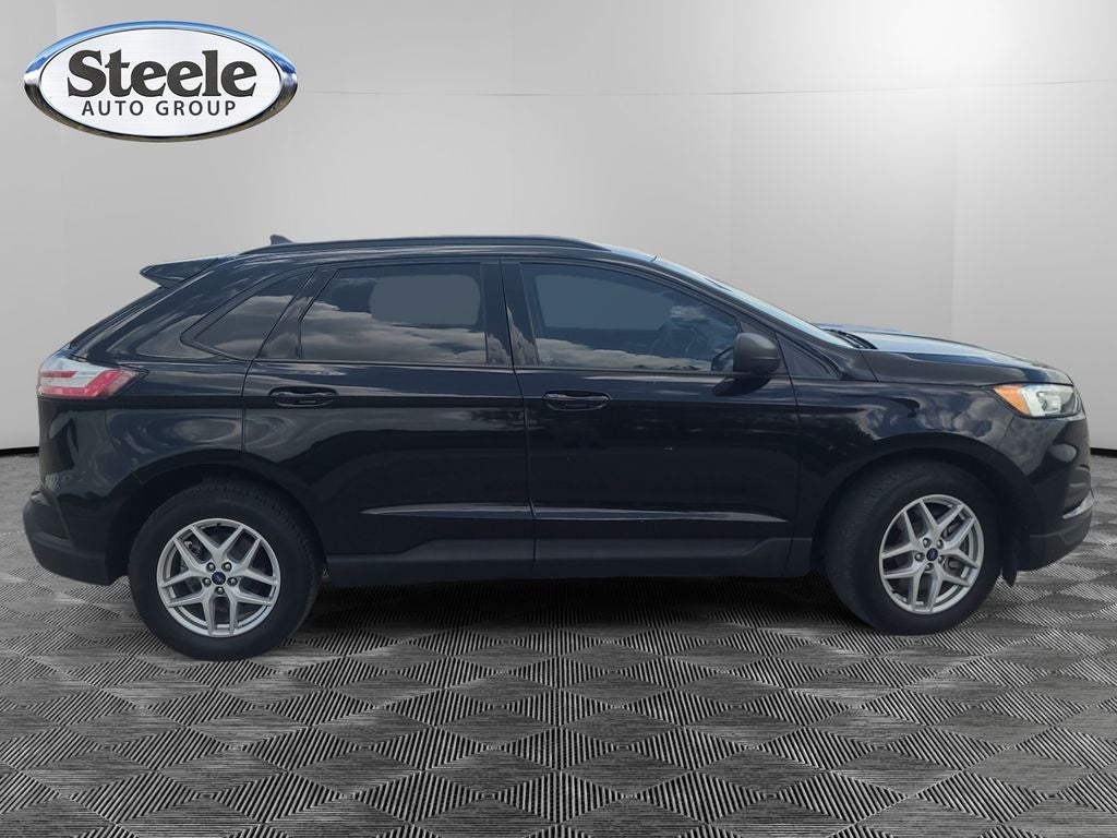 2021 Ford Edge SE