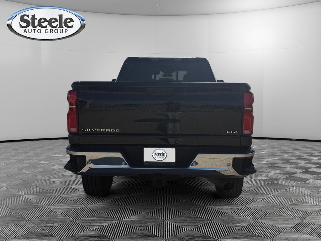 2025 Chevrolet Silverado 2500HD 4WD Crew Cab Standard Bed LTZ
