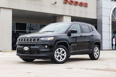 2025 Jeep Compass COMPASS LATITUDE 4X4