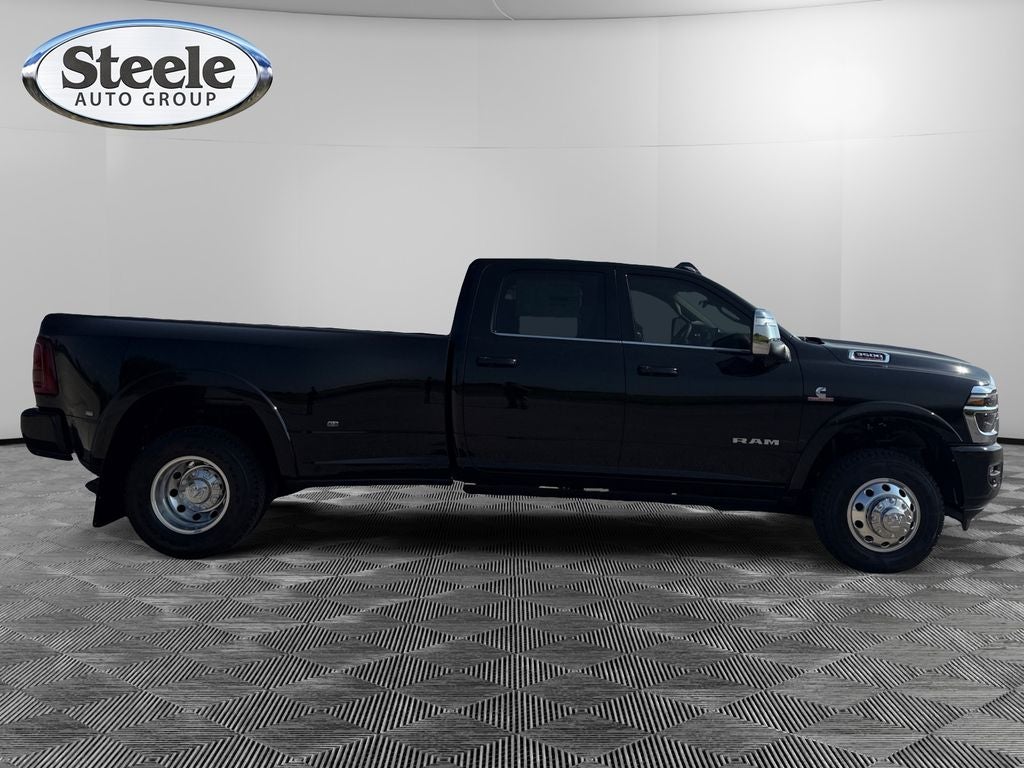 2025 RAM Ram 3500 RAM 3500 LIMITED LONGHORN CREW CAB 4X4 8' BOX