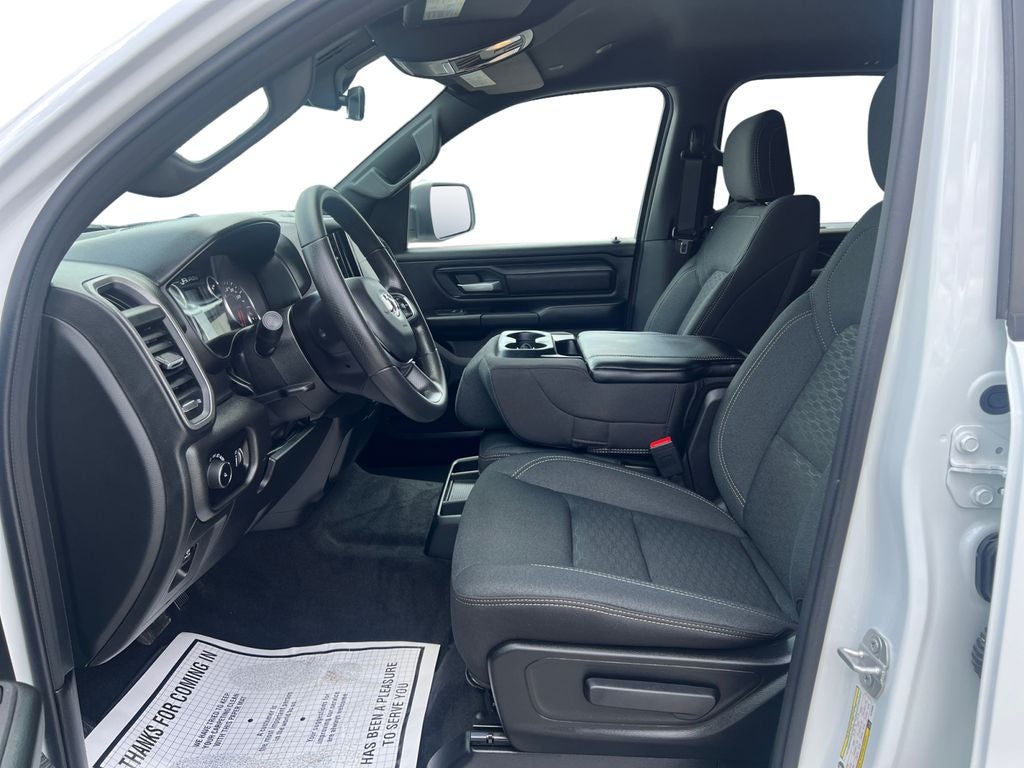 2026 RAM Ram 1500 RAM 1500 TRADESMAN CREW CAB 4X4 5'7' BOX