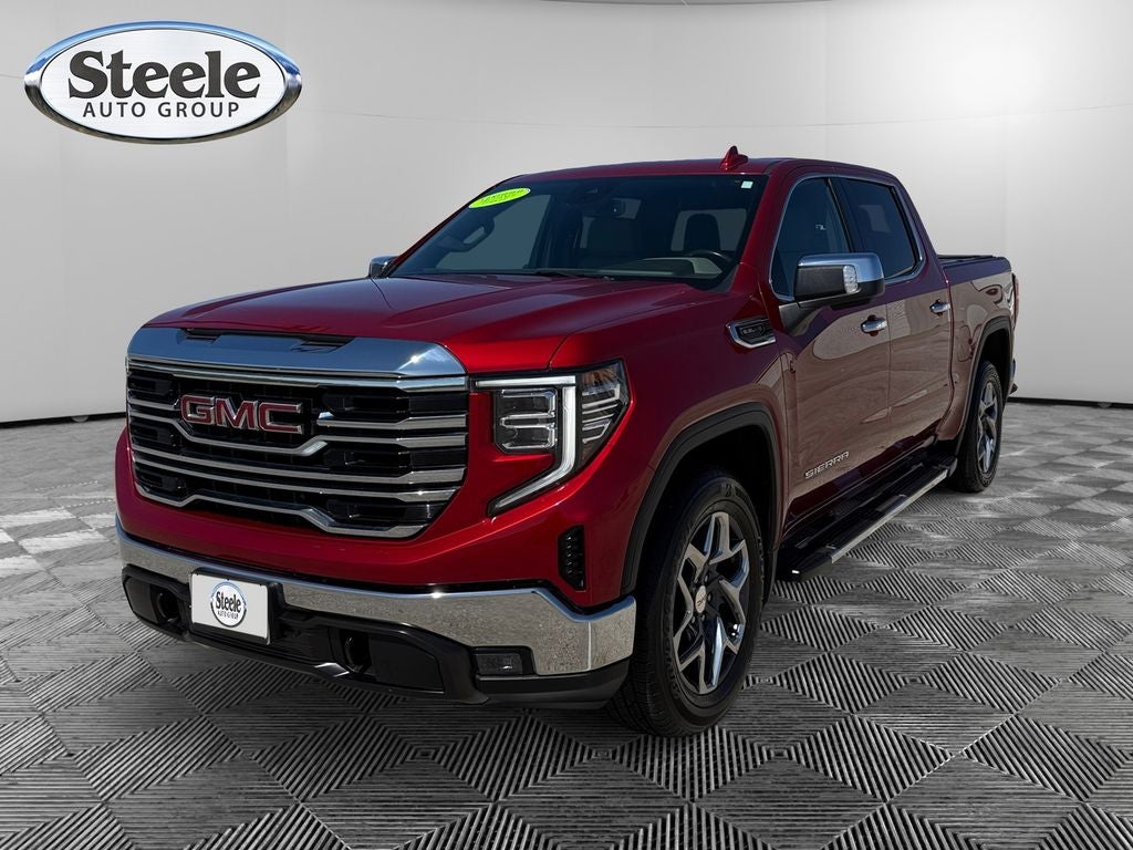 2023 GMC Sierra 1500 2WD Crew Cab Short Box SLT