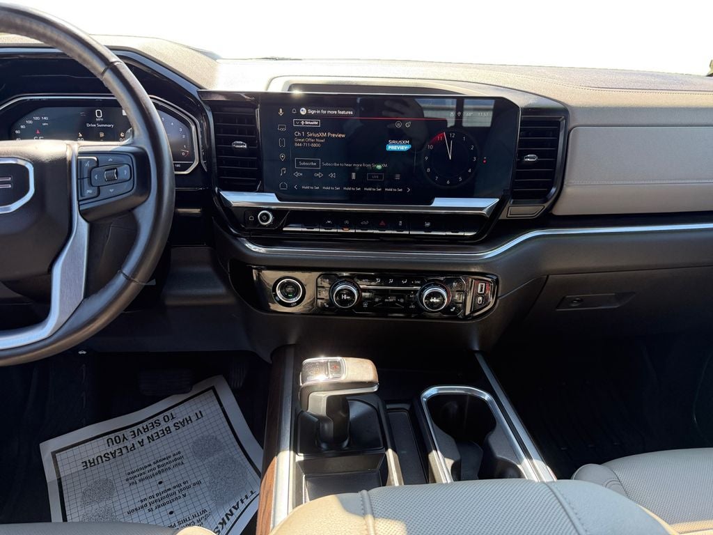 2023 GMC Sierra 1500 2WD Crew Cab Short Box SLT