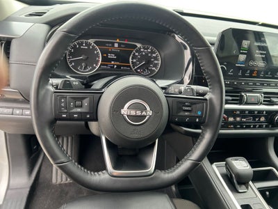 2025 Nissan Pathfinder SL FWD