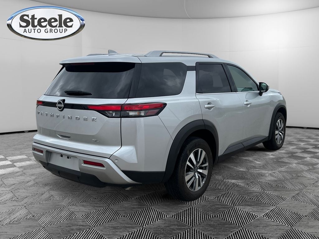 2025 Nissan Pathfinder SL FWD