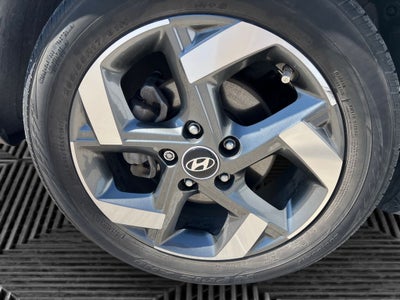 2022 Hyundai Venue SEL