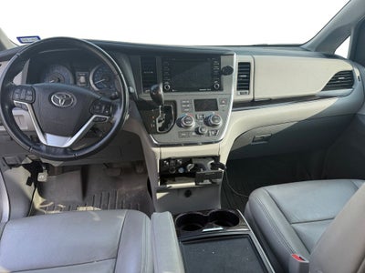 2018 Toyota Sienna XLE 7 Passenger