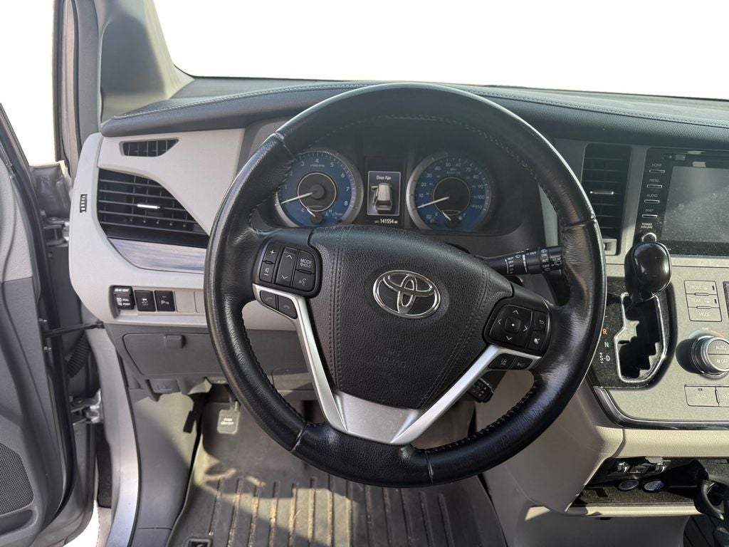 2018 Toyota Sienna XLE 7 Passenger