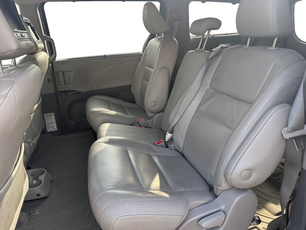 2018 Toyota Sienna XLE 7 Passenger