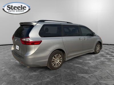 2018 Toyota Sienna XLE 7 Passenger