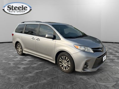 2018 Toyota Sienna XLE 7 Passenger