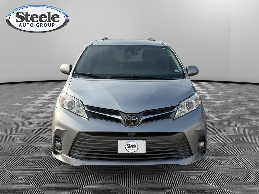2018 Toyota Sienna XLE 7 Passenger
