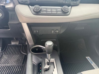 2017 Toyota RAV4 XLE