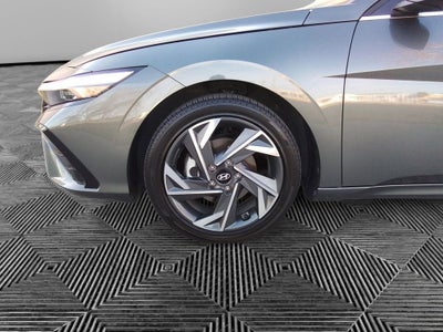 2024 Hyundai Elantra Hybrid Limited