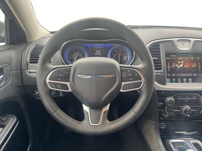 2023 Chrysler 300 Touring