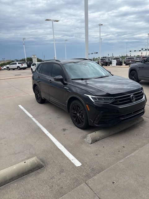 2022 Volkswagen Tiguan 2.0T SE R-Line Black