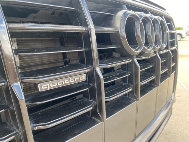 2022 Audi Q7 45 Premium quattro