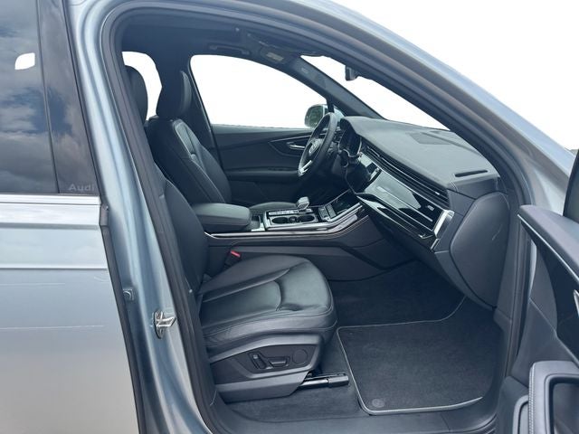 2025 Audi Q7 55 Premium Plus quattro